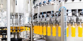 Las guías de rodillos de NSK aumentan el tiempo de actividad de las máquinas de moldeo por inyección y soplado