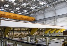 Una fábrica de productos de madera reduce las paradas gracias a las guías lineales de NSK